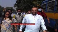 Kolkata Municipal Election: নিজের পাড়ায় প্রচার সারলেন অতীন ঘোষ, হাত লাগালেন দেওয়াল লিখনেও | Bangla News