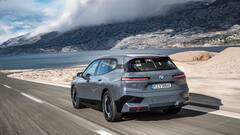 Photos: अलग-अलग एंगल से देखिए कैसी दिखती है BMW iX इलेक्ट्रिक SUV, भारत में 11 दिसंबर को होगी लॉन्च