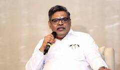 Sirivennela: సిరివెన్నెలకి అస్వస్థత.. కిమ్స్ లో ట్రీట్మెంట్.. స్పందించిన కుటుంబసభ్యులు