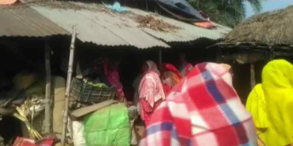 Birbhum: wife allegedly stabbed to death by husband, arrested Birbhum News: বিচ্ছেদের নয় মাস পর শ্বশুরবাড়িতে এসে স্ত্রীকে ছুরি মেরে খুন, গ্রেফতার স্বামী
