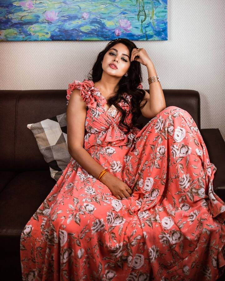మోనాల్ గజ్జర్ క్యూట్ పిక్స్ (Image credit: Monal Gajjar/Instagram)