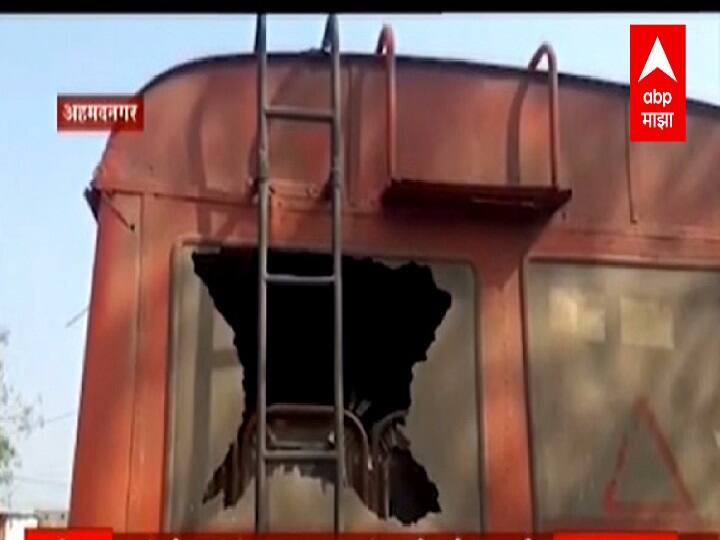 unknown persons Stone pelting on ST bus at shevgaon Ahmednagar अहमदनगर: शेवगावमध्ये तीन एसटी बसवर दगडफेक; एसटी चालक जखमी