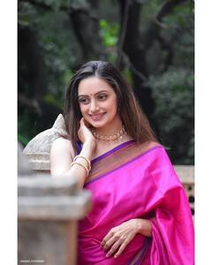 PHOTO: साडीत खुललं श्रुती मराठेचं सौंदर्य, फोटो पाहून चाहते घायाळ