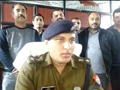 Hapur News: शुगर मिल मालिक के घर लूट की घटना को अंजाम देने वाले 6 बदमाश गिरफ्तार, सामान भी बरामद