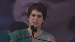 UP Election 2022: महोबा में आयोजित प्रतिज्ञा रैली में Priyanka Gandhi ने PM Modi को जमकर घेरा| HINDI