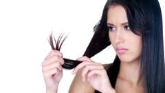 চুল পাতলা হয়ে যাচ্ছে? কোন কোন খাবার খেলে চুল ঘন এবং মজবুত হবে?