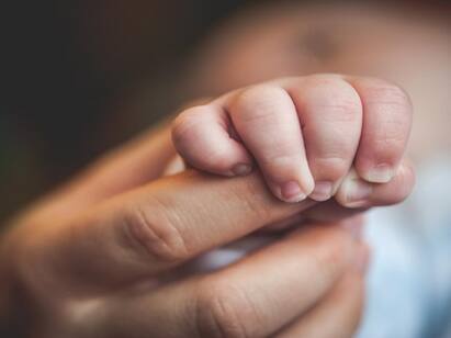 Feeling humiliated Minor rape survivor strangles her 40-day-old baby to death in Bhopal பாலியல் வன்கொடுமையால் பிறந்த குழந்தை... அவமானத்தால் கொன்ற 15 வயது சிறுமி!