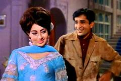 Bollywood Onscreen Couples: शशि कपूर से लेकर सैफ अली खान तक... कोई भाभी, साली तो कोई बहू के साथ ऑनस्क्रिन रोमांस कर चुके हैं ये बॉलीवुड स्टार्स