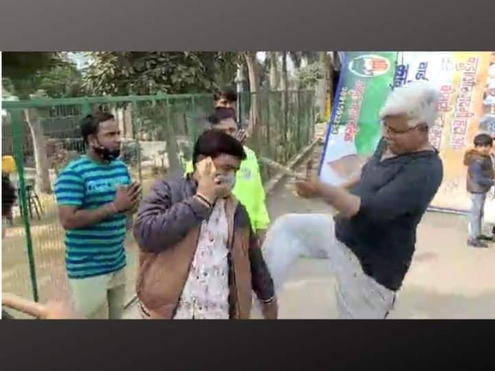 Delhi Police Arrests Ex MLA For Thrashing SDMC Staff After Video Went Viral Delhi Police Arrests Ex MLA For Thrashing SDMC Staff After Video Went Viral