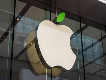 Why this analyst thinks that Apple may kill iPhone in 10 years 10 ஆண்டில் ஐபோன் அழியும்: குவோ வெளியிட்ட அறிக்கை!
