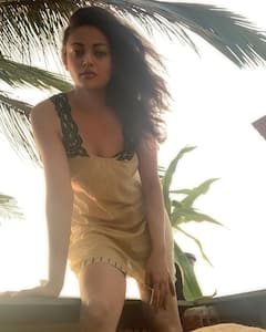 Snehaullal Photos: ఓ రేంజ్ లో డోస్ పెంచిన జూనియర్ ఐష్..