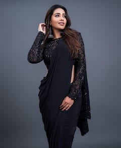 Nivetha Pethuraj Photos: 'అలవైకుంఠపురంలో' పిల్ల గ్యాప్ ఇవ్వలేదు..వచ్చింది