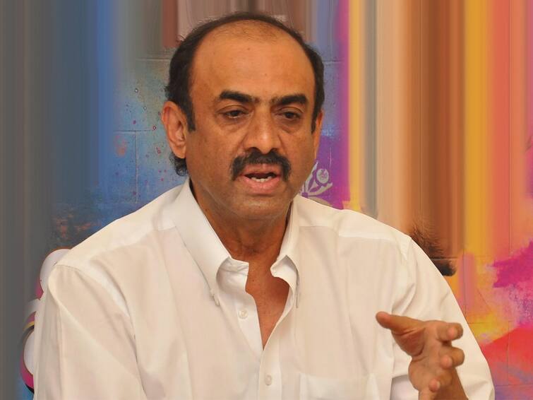 Suresh Babu’s sensational comments on Ticketing System Suresh Babu: కావాలనే మమ్మల్ని పక్కన పెడుతున్నారా..? టికెట్ రేట్ ఇష్యూపై సురేష్ బాబు ఆవేదన..