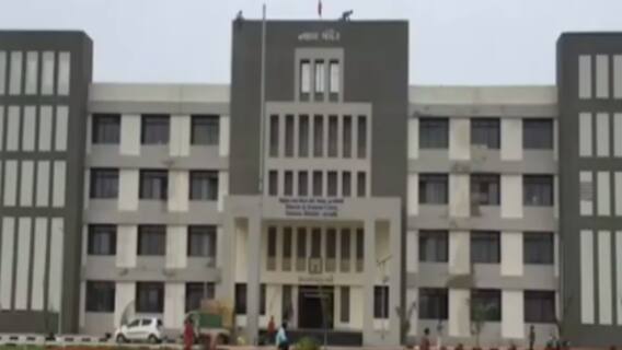 શામળાજી:પીએસઆઇ પર કાર ચઢાવવાનો મામલો, બે આરોપીઓને નિર્દોષ જાહેર, જુઓ ગુજરાતી ન્યુઝ