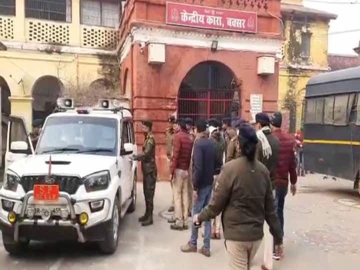 Bihar News: बिहार के अलग-अलग जेलों में छापेमारी, कैदियों में मचा हड़कंप, कई आपत्तिजनक सामान बरामद