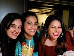 मेघा, सई आणि शर्मिष्ठा ; बिग बॉसमधील मैत्रिणींची खास भेट...