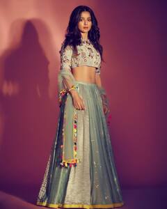 Mahima Makwana Latest Photos: Salman Khan की एक्ट्रेस Mahima Makwana ने लाइट ग्रीन कलर के लहंगा चोली में दिखाया Gorgeous लुक