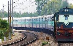 Rail: বেসরকারি ট্যুর অপারেটরদের কোচ বা ট্রেন ভাড়া দেবে রেল। Bangla News