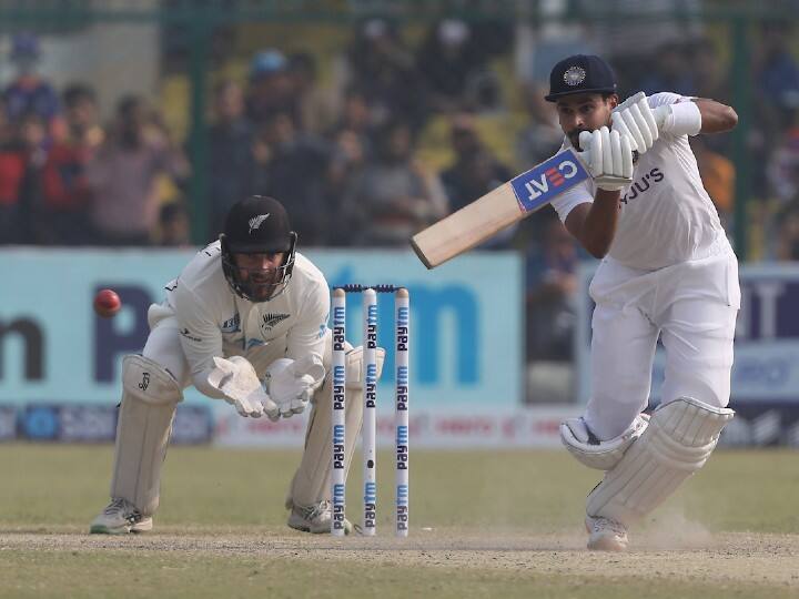 IND vs NZ 1st Test Shreyas Iyer first Indian cricketer to score century and fifty in Debut Test IND vs NZ 1st Test: जो सचिन, द्रविड़ जैसे दिग्गज नहीं कर सके, वो श्रेयस अय्यर ने करके दिखाया, बनाया ये रिकॉर्ड