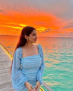 PICS: Khatron Ke Khiladi 11's Anushka Sen Turns Into 'Beach Baby' In Maldives
