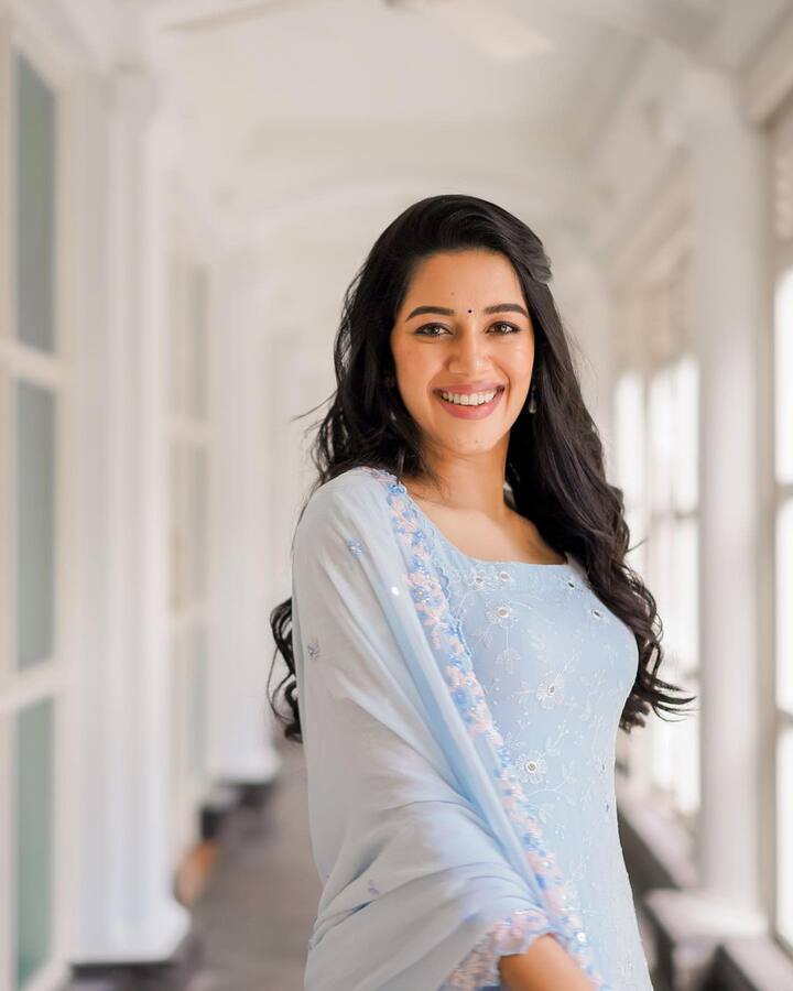 மாமன் நடைக்கு மத்தல டம் டம்…