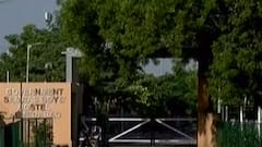 ગુજરાત યુનિ.માં ઓફલાઈન પરીક્ષામાં બહારથી આવતા વિદ્યાર્થીઓને હાલાકી, જુઓ શું પડી રહી છે તકલીફ?