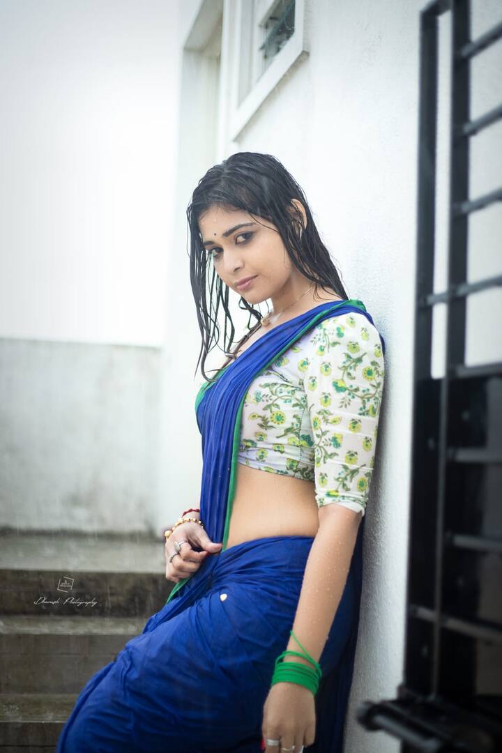 மழை மழை என் உலகத்தில் வருகின்ற முதல் மழை நீ முதல் மழை