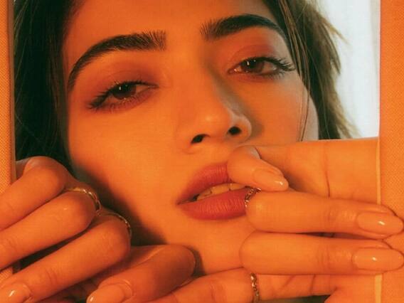 Rashmika Mandanna pics: கண்களால் கைது செய்...ராஷ்மிகாவின் வேற லெவல் போட்டோஸ்..! Rashmika Mandanna pics: கண்களால் கைது செய்...ராஷ்மிகாவின் வேற லெவல் போட்டோஸ்..!