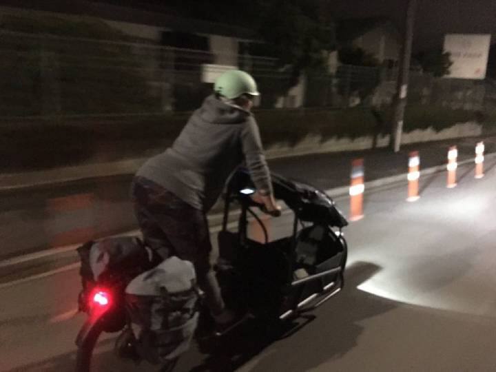 New Zealand MP Julie Anne Genter: ப்ளான் இல்லை.. ஆனால் நடந்துவிட்டது -  பிரசவத்துக்கு சைக்கிளில் சென்ற நியூசிலாந்து எம்.பி.!