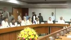 Headlines in fatafat style | 28 Nov 2021