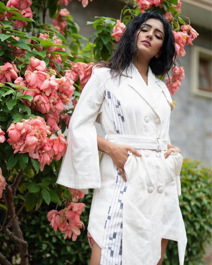 ఈ ఫొటోల్లో అమ్మడు చాలా అందంగా కనిపిస్తోంది.(Courtesy : Instagram)