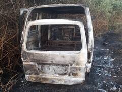 Bastar News: नेशनल हाइवे पर चलती वाहन में लगी आग, ड्राइवर ने कूदकर बचाई अपनी जान