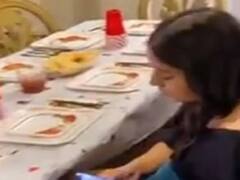 Viral Video: घर सजाया, खाना तैयार किया और प्लेट्स भी लगाई लेकिन पार्टी में नहीं आया कोई, उदास बैठी लड़की का वीडियो वायरल