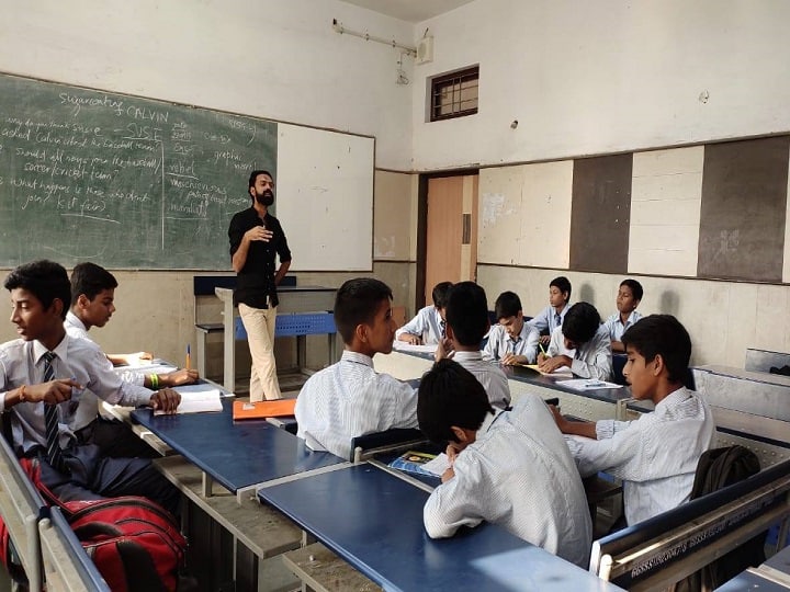 Delhi School Reopen: दिल्ली में आज से खुल रहे सभी कक्षाओं के लिए स्कूल, वर्क फ्राम होम भी खत्म, सरकार ने जारी किए निर्देश