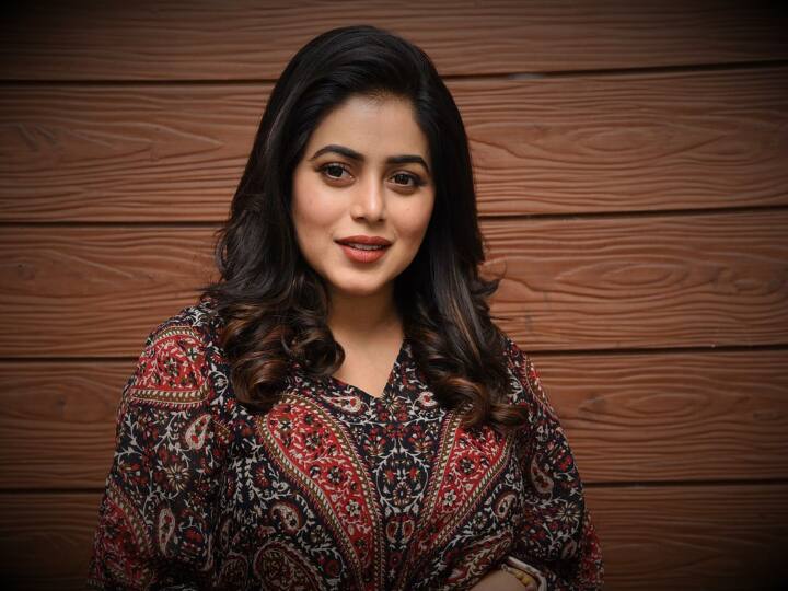Poorna: బాలకృష్ణ ముందు డైలాగులు చెప్పడానికి భయపడ్డా! కానీ... Poorna was scared to say dialogues in front of Balakrishna while shooting Akhanda. But... Poorna: బాలకృష్ణ ముందు డైలాగులు చెప్పడానికి భయపడ్డా! కానీ...