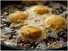 Kitchen Hacks: खाने को फ्राई करने के लिए अपनाएं ये टिप्स, खाना बनेगा और भी टेस्टी