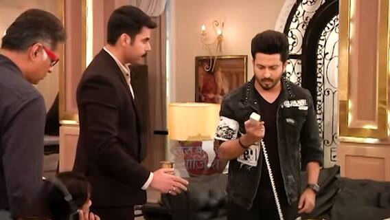 Shraddha Arya resumes shoot post-wedding | SBS