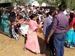 Balod News: बालोद में धान खरीदी केंद्र पर टोकन लेने के लिए मची भगदड़, डेढ़ दर्जन किसान घायल