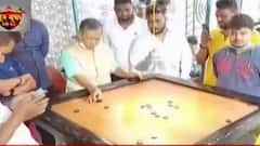 Kolkata Municipal Election: ক্যারম-চায়ের আড্ডা-ফুটবলে জমজমাট রবিবাসরীয় প্রচার। Bangla News