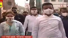 Kolkata Municipal Election 2021: কেউ ফুটবলে, কেউ বাইকে, জোরকদমে জনসংযোগে প্রার্থীরা| Bangla News