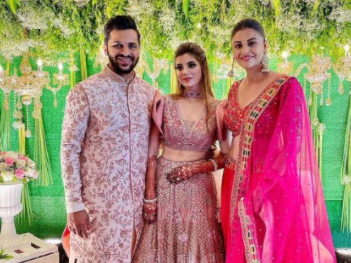 Shardul Thakur Gets Engaged To Long-Time Girlfriend Mittali Parulkar In Mumbai Shardul Thakur Gets Engaged To Long-Time Girlfriend Mittali Parulkar In Mumbai