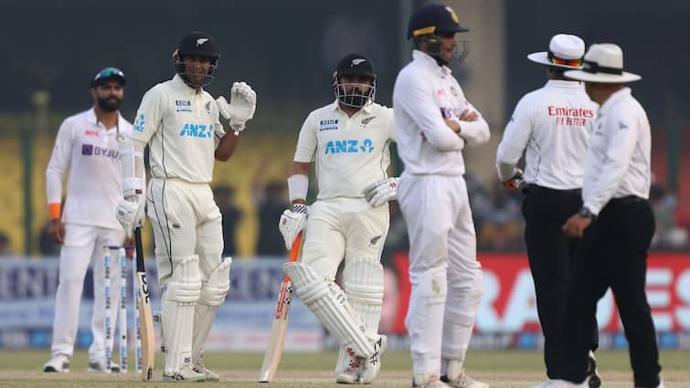 Ind vs NZ, 1st Test: India vs India in last-day epic as Rachin, Ajaz save Kiwis in Kanpur Ind vs NZ: কানপুরে দুই ভারতীয়র হাতে জব্দ ভারতের টেস্ট জয়ের স্বপ্ন!