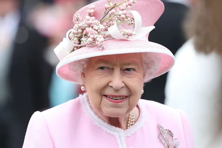 Britain’s Queen Elizabeth II Picks Windsor Castle Over Buckingham Palace As Permanent Home