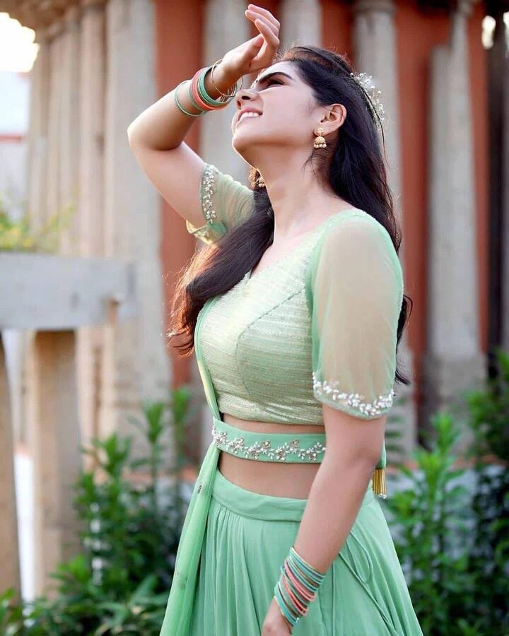 ஒன்னும் ஒன்னும் ரெண்டு லா, இன்பம் இங்க பண்டலா,