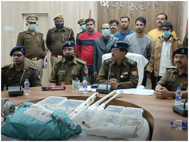 Badaun Police caught a large consignment of illegal weapons before  assembly elections ANN Badaun News: सहसवान पुलिस को मिली बड़ी कामयाबी, अवैध असलहों की बड़ी खेप पकड़ी, दो लोग गिरफ्तार