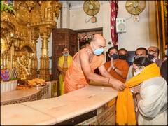 Mamata Banerjee Mumbai Visit: ममता बनर्जी का मुंबई दौरा, सिद्धिविनायक में दर्शन किए, 26/11 में शहीद हुए पुलिस अधिकारी को दी श्रद्धांजलि