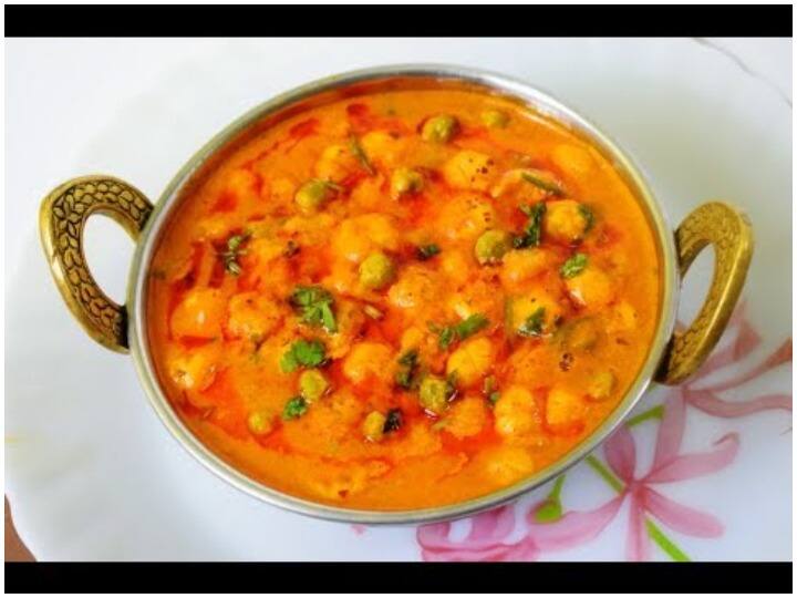 Kitchen Hacks: घर पर इस तरह बनाएं शाही खोया-मटर, लोग बन जाएंगे आपके फैन Kitchen Hacks, Make Shahi Khoya Matar like this at home And Shahi Khoya Matar Recipe Kitchen Hacks: घर पर इस तरह बनाएं शाही खोया-मटर, लोग बन जाएंगे आपके फैन