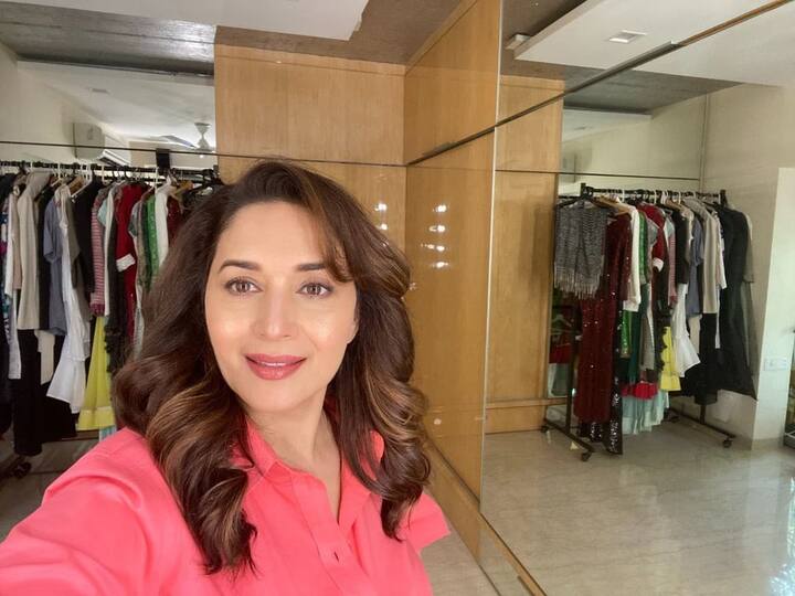 మాధురీ దీక్షిత్ అందమైన ఫోటోలు (Image credit: Madhuri Dixit /Instagram)