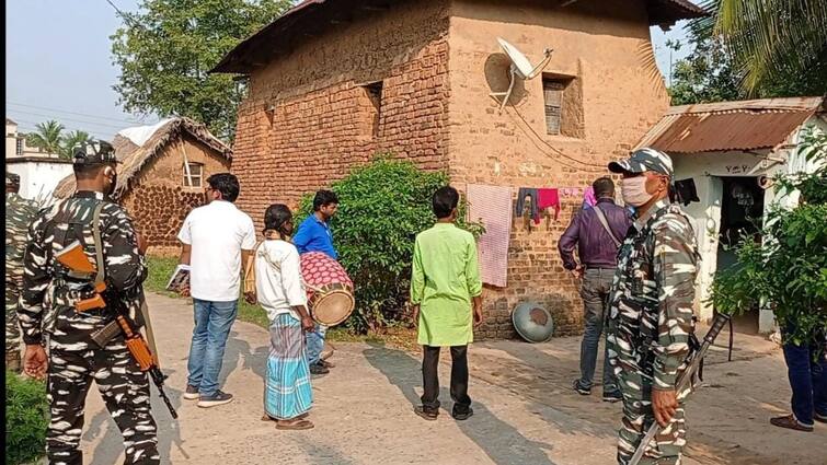 Birbhum:  two accused of murdering BJP worker in Gopalnagar of Ilambazar have surrendered Birbhum: ইলামবাজারের গোপালনগরে বিজেপি কর্মী খুনে ২ অভিযুক্তের আত্মসমর্পন