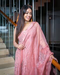 Nivetha Pethuraj Pictures | ஹேப்பி பர்த்டே நிவேதா பெத்துராஜ்.. லேட்டஸ்ட் க்ளிக்ஸ்